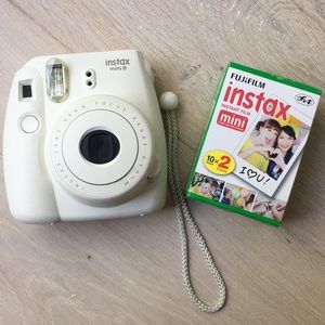 Instax Mini 8 Polaroid